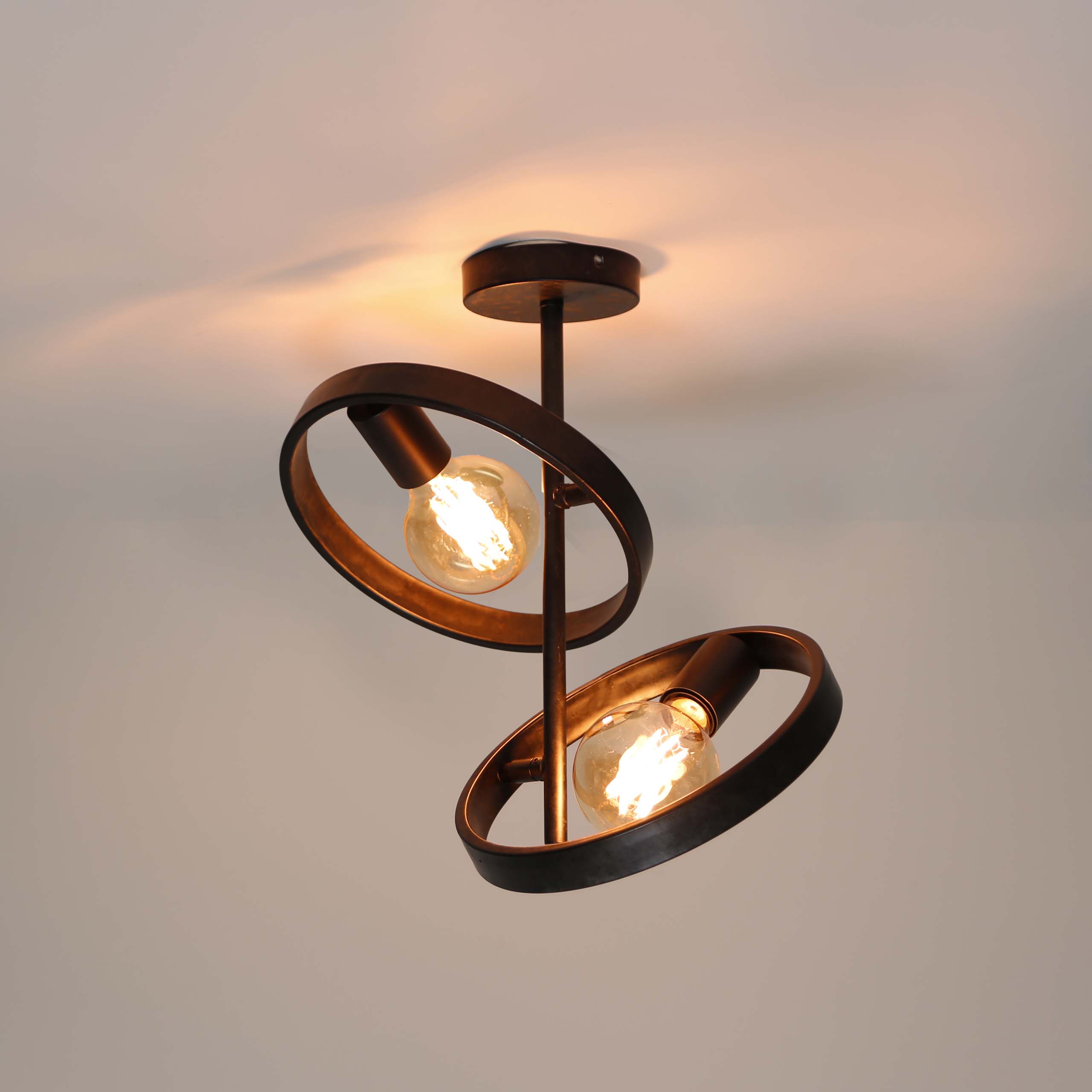 Taklampa 2L hover / Charcoal