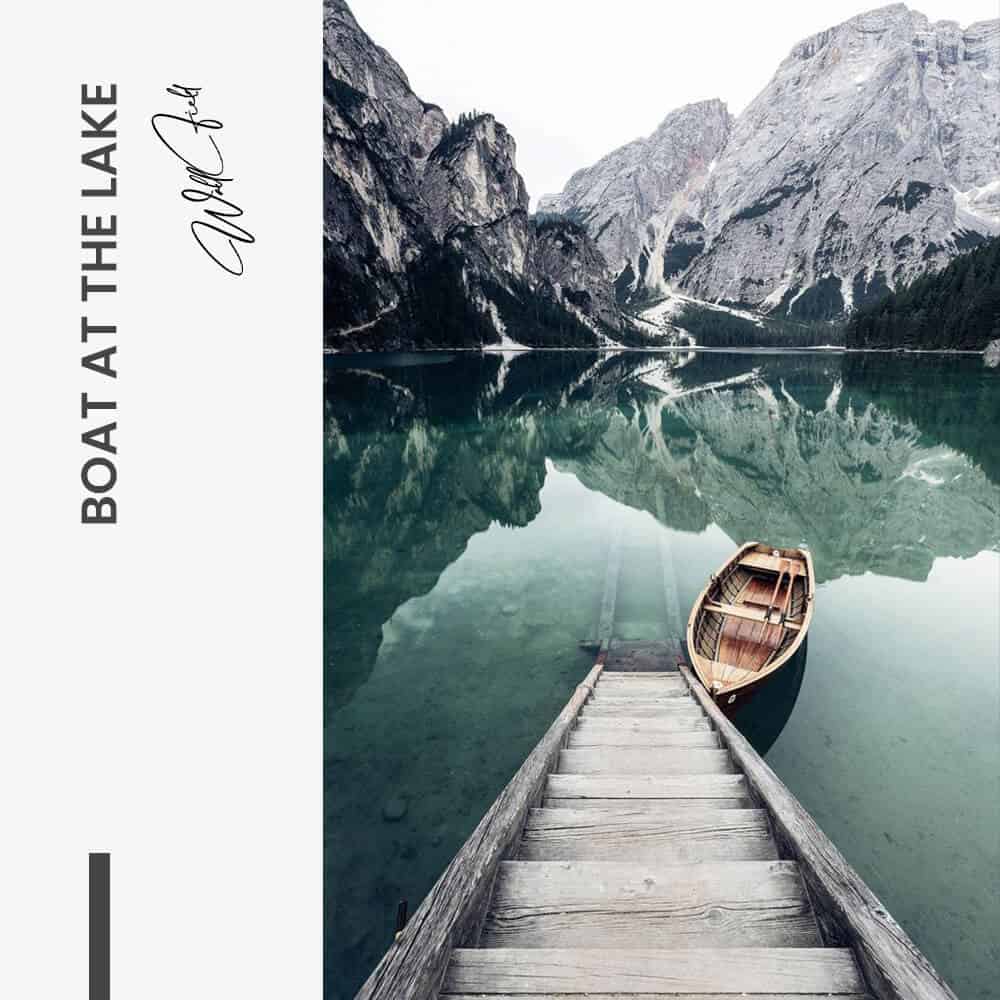 Boat At The Lake - Glas
