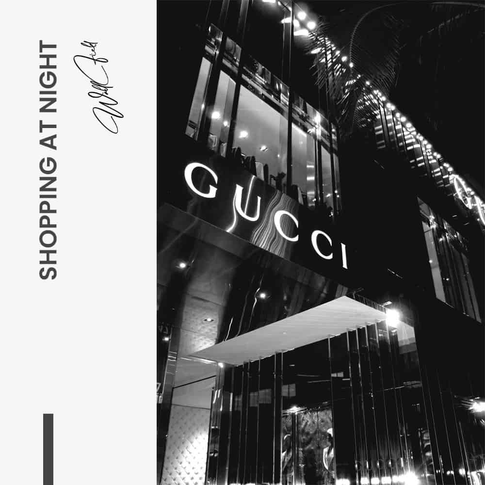 Shopping at Night – Glas