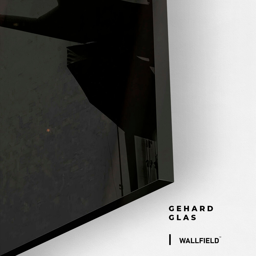 Over the Edge – Glas