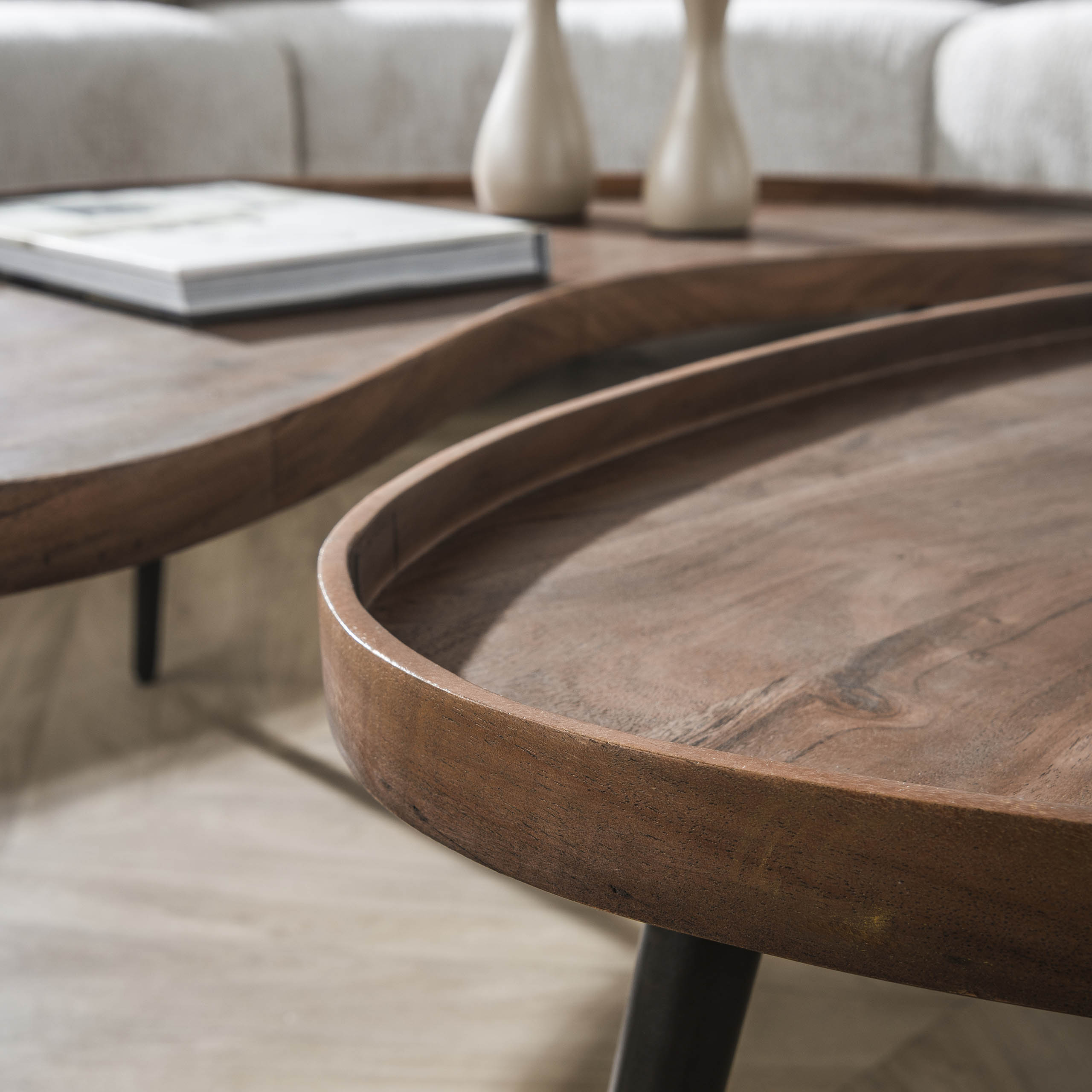 Soffbord Carve ekologisk - set om 2 - akaciabrun