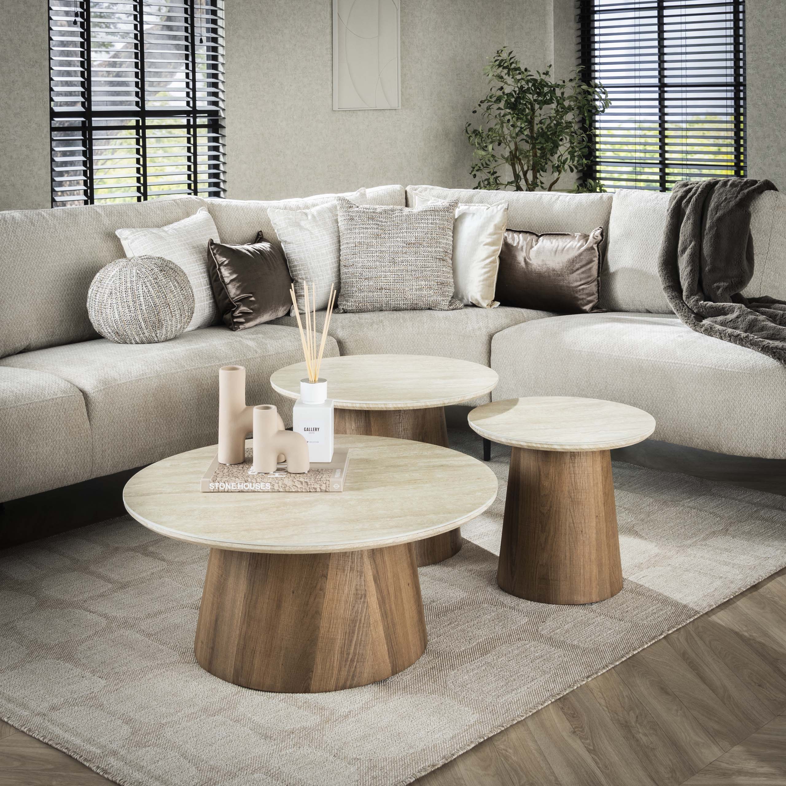 Soffbord Romano runt - Set om 3 - Keramisk travertin