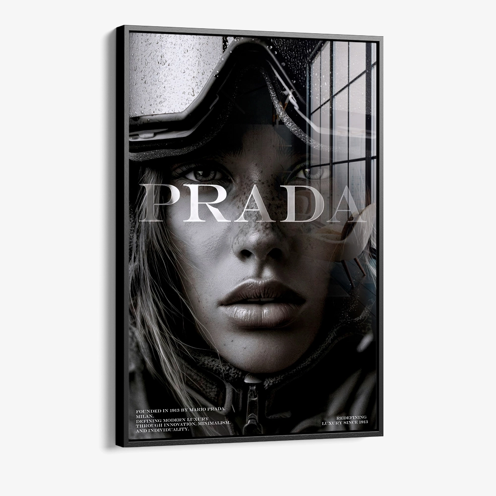 Prada Girl – Glas