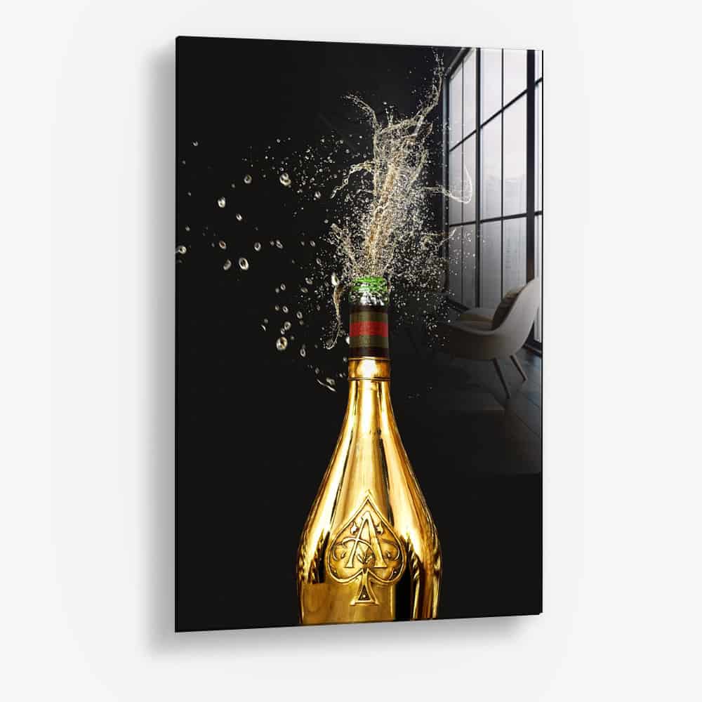 One Bitcoin – Glas