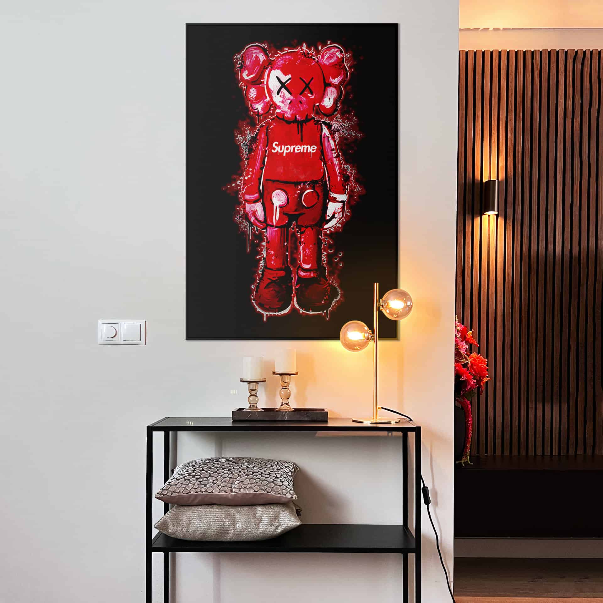“Red Hype Figure (Limited Edition)”