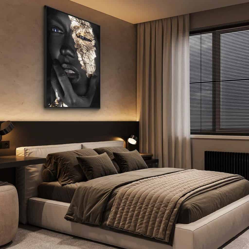"Face of Gold I"