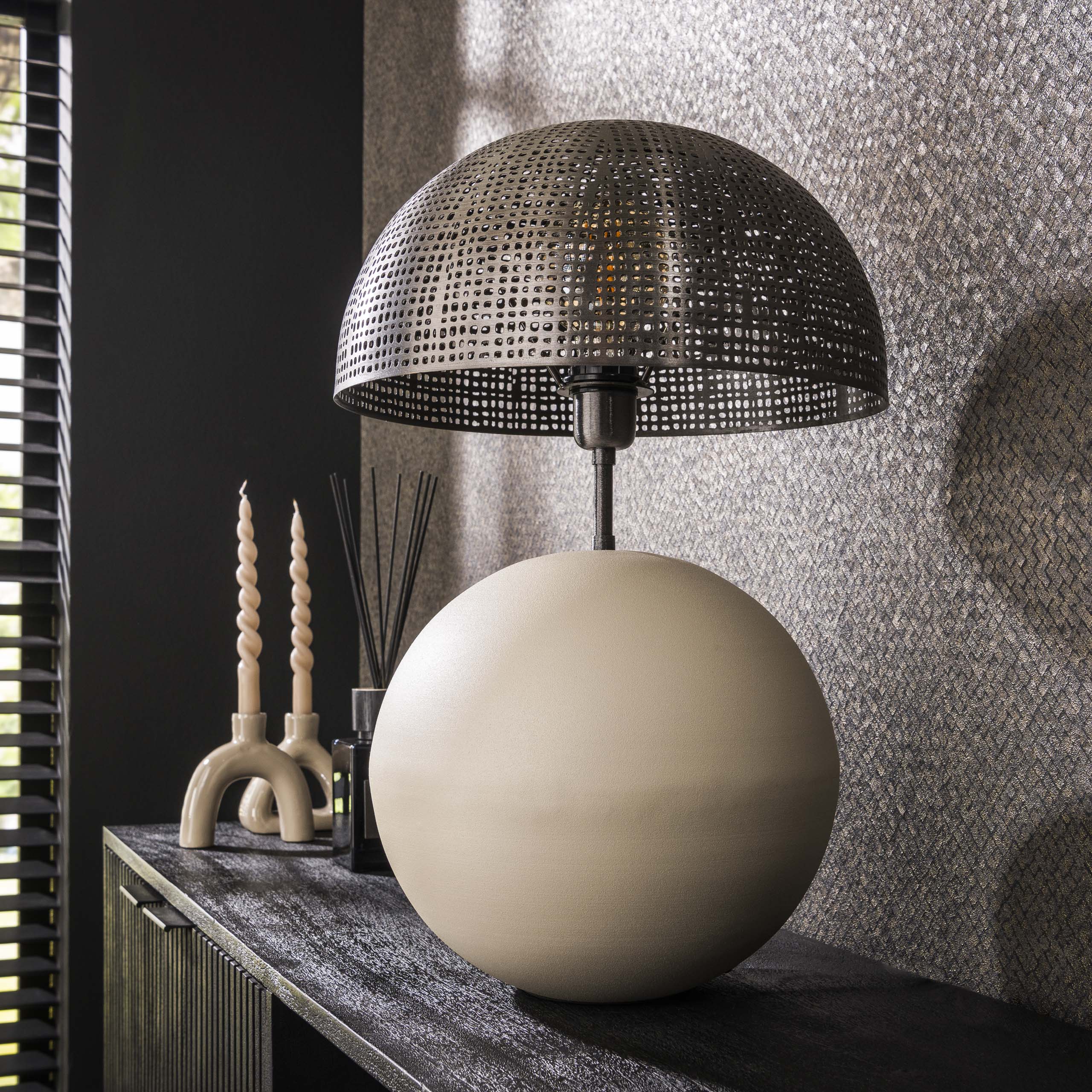 Bordslampa 1L sfär natur L / Naturgrå