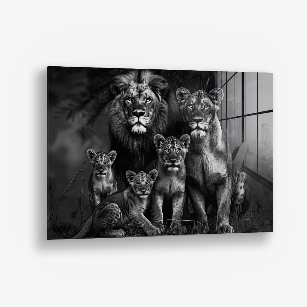 The Lion Family II – Glas