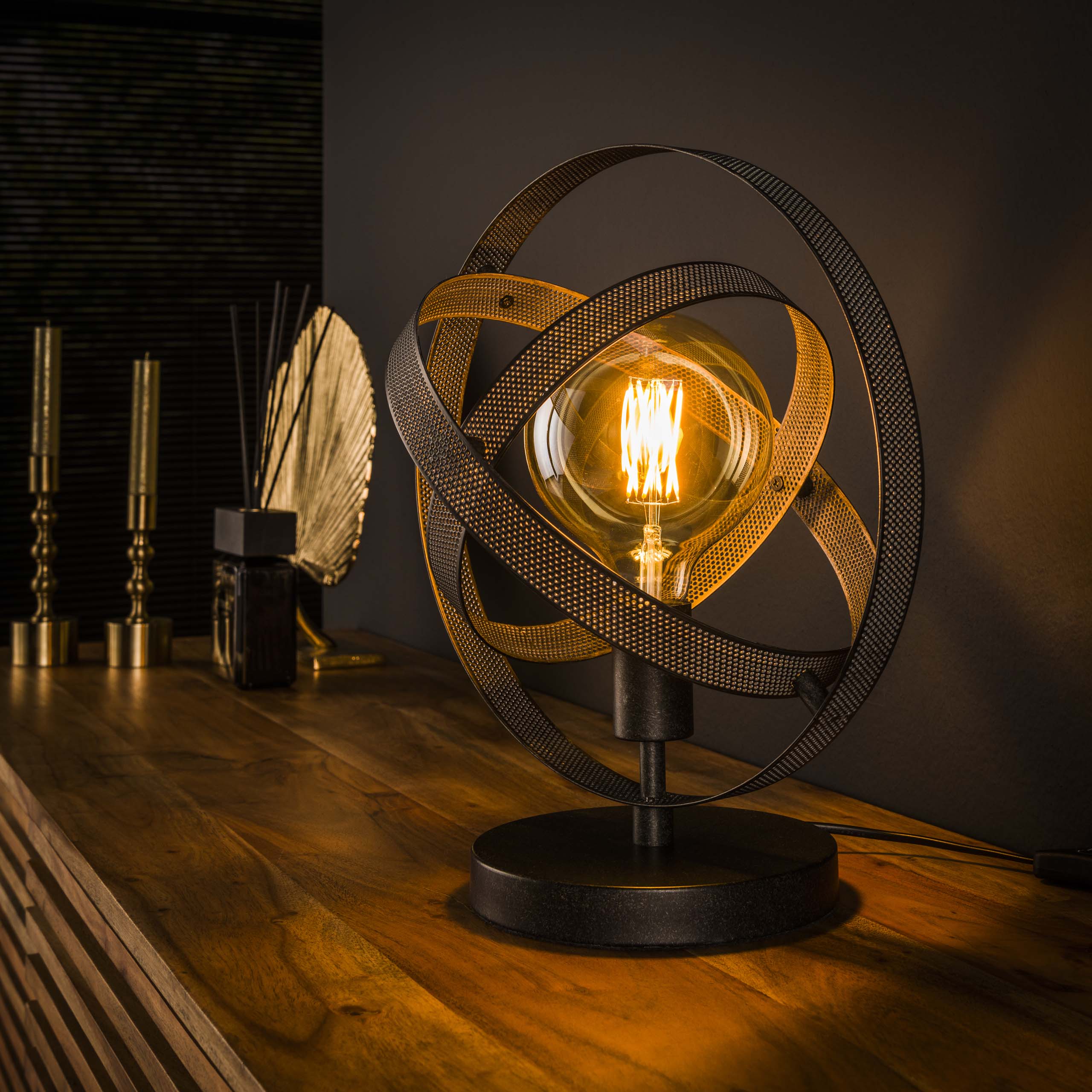 Bordslampa cosmos mesh / Artic svart