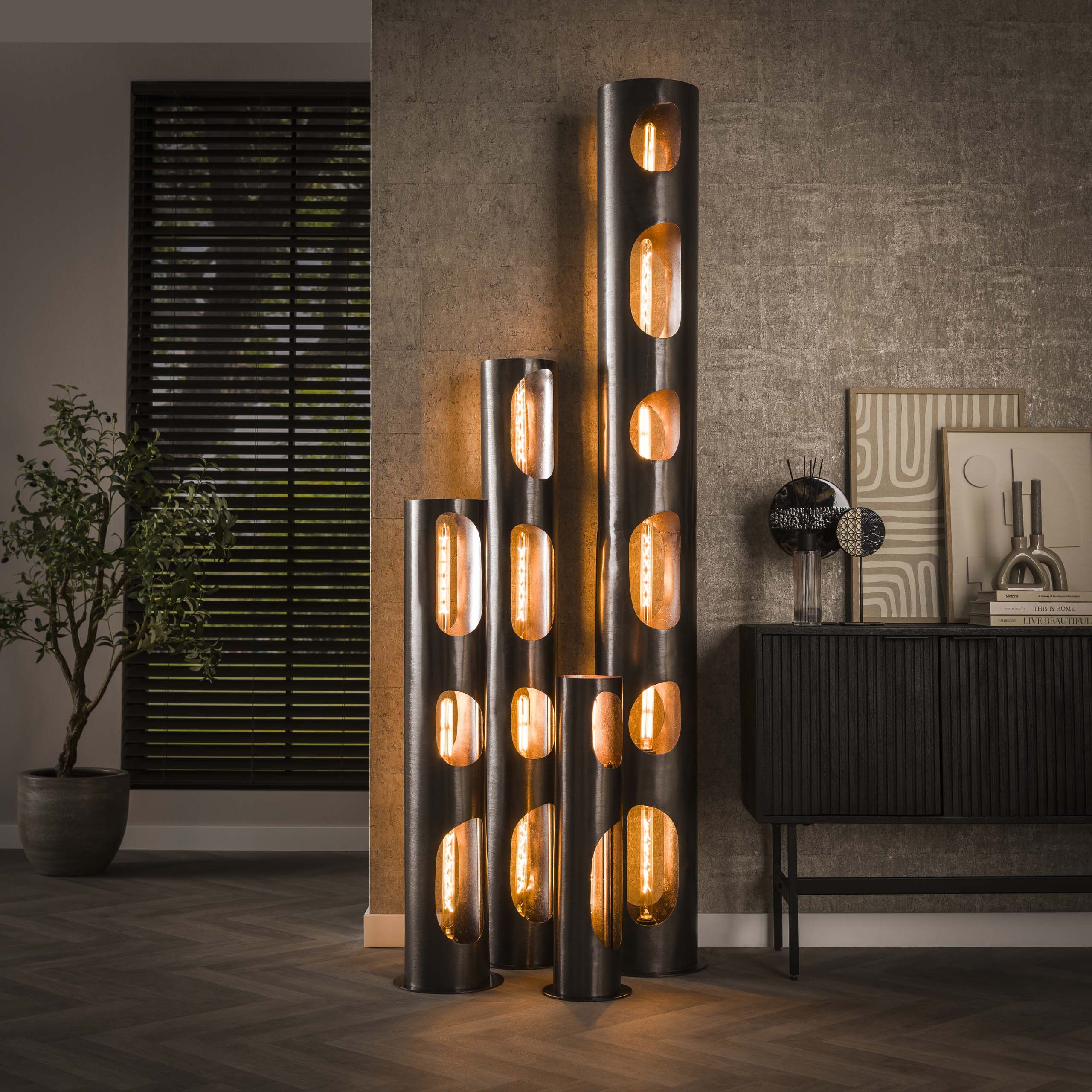 Golvlampa Organic Cylinder 3-light - Svart nickel
