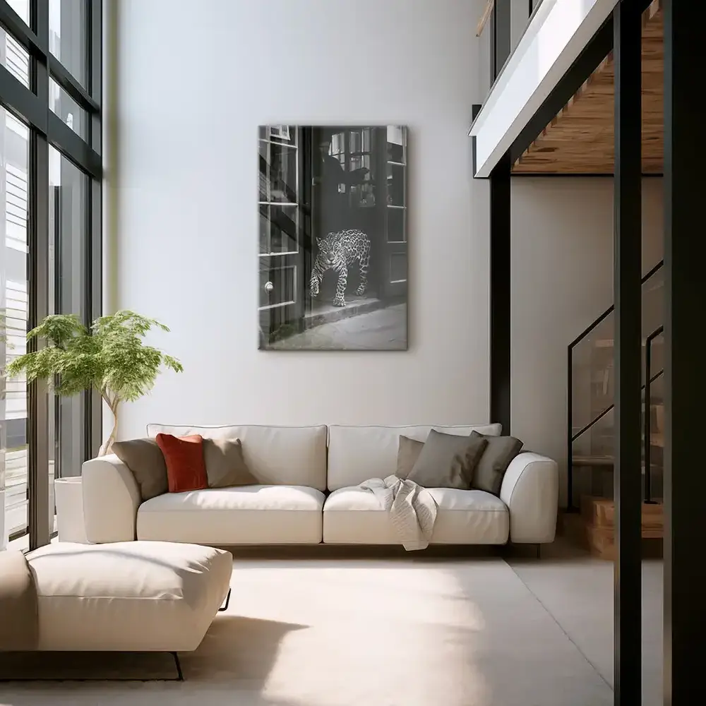 Urban Prowl – Glas
