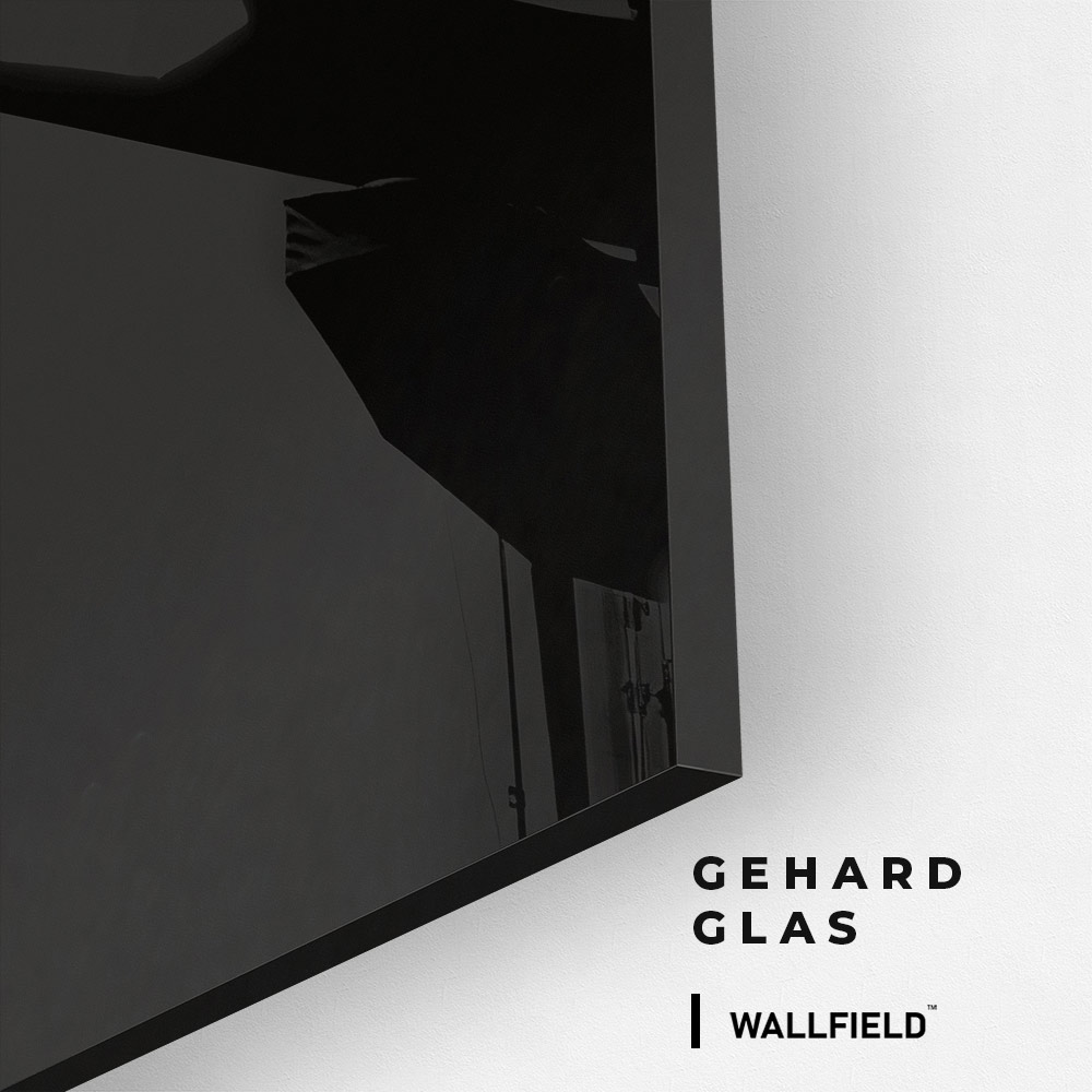 Chained Hands – Glas