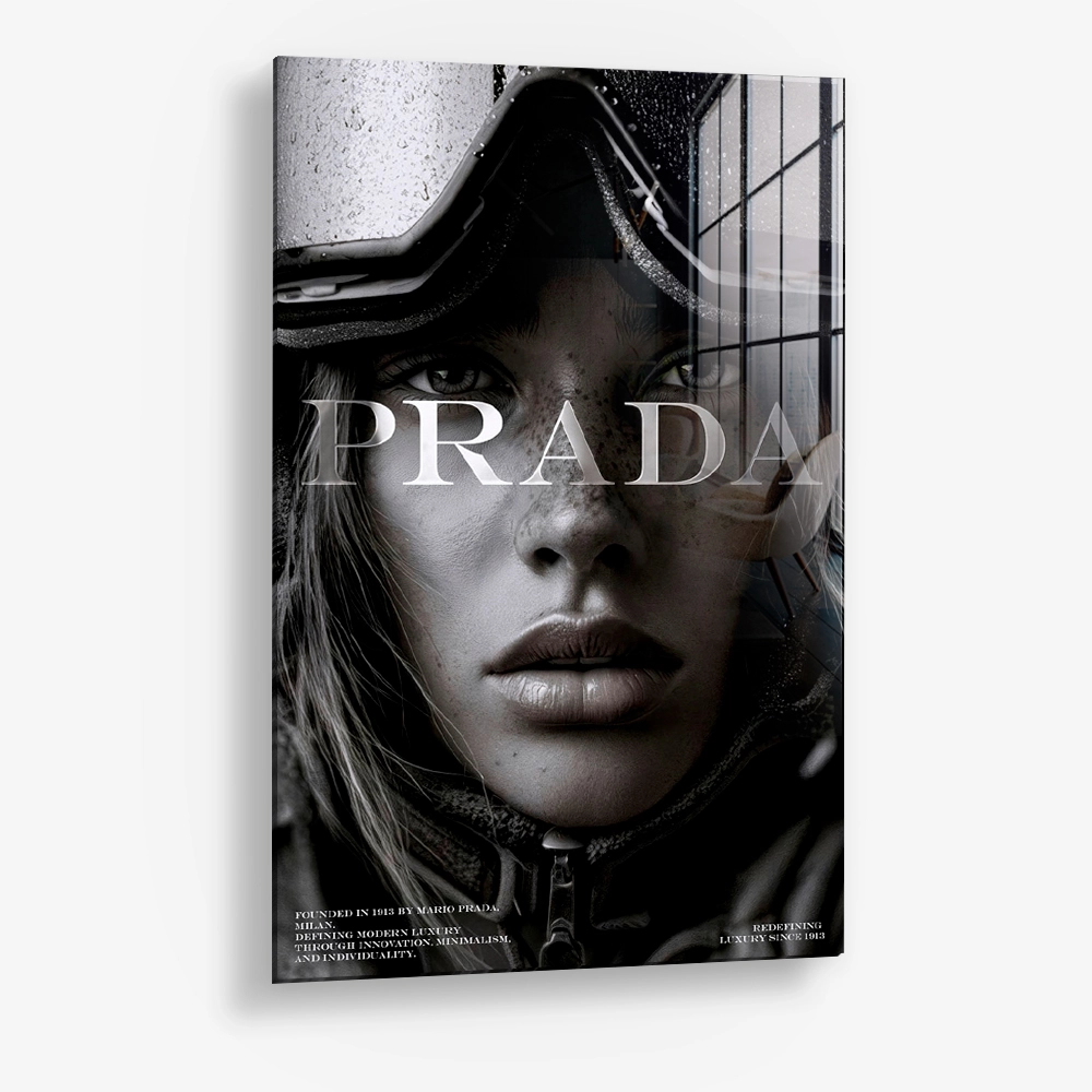 Prada Girl – Glas