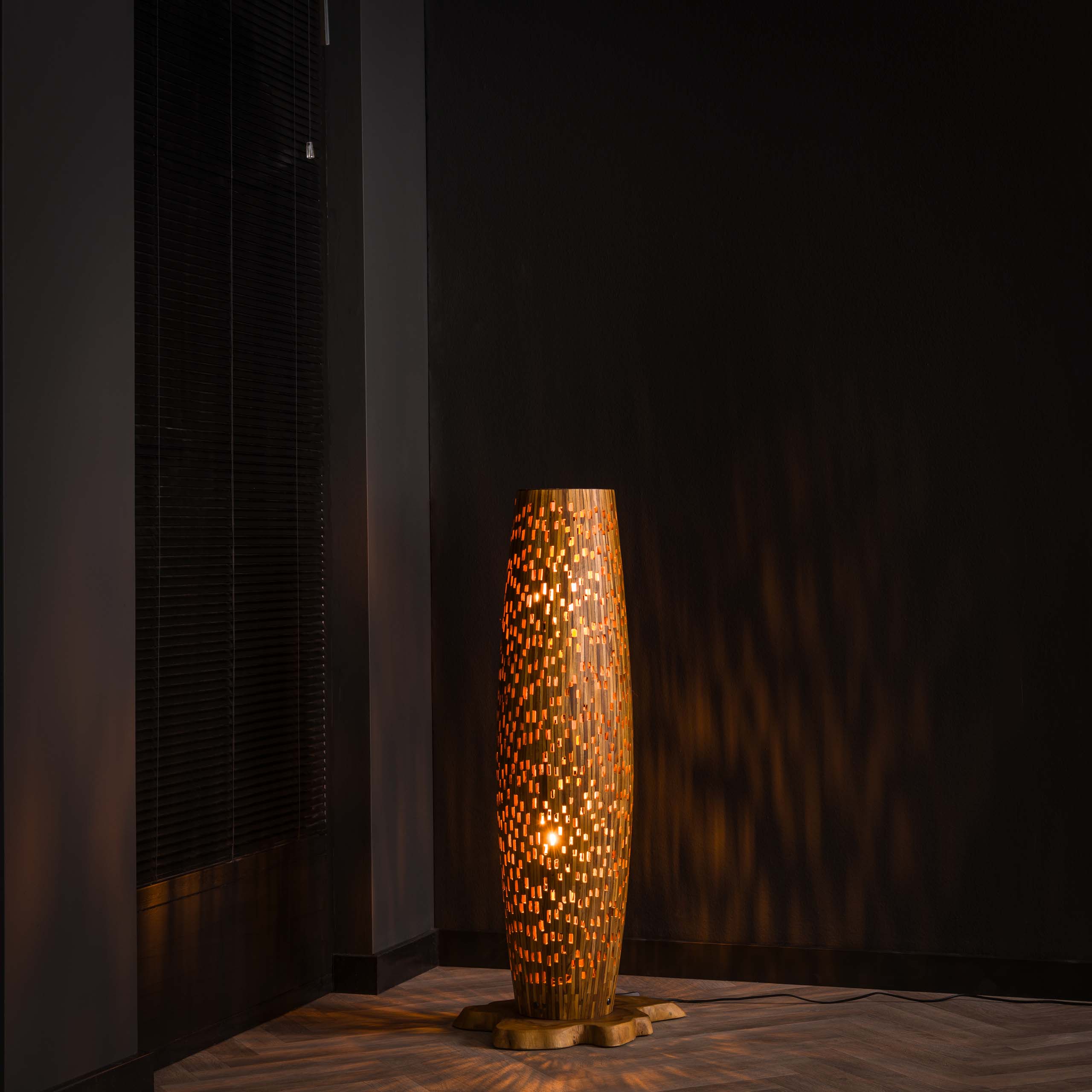 Golvlampa S bars / Massivt återvunnet teak