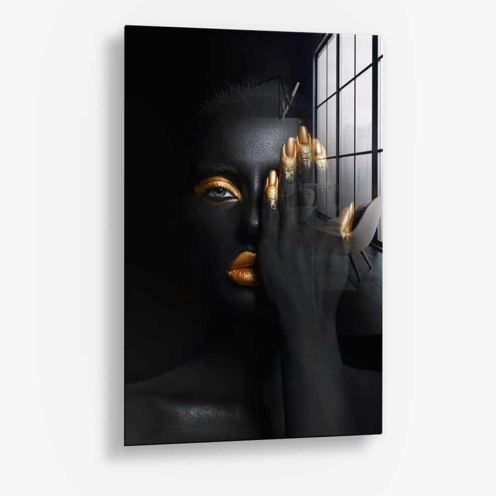 Golden Woman III – Glas