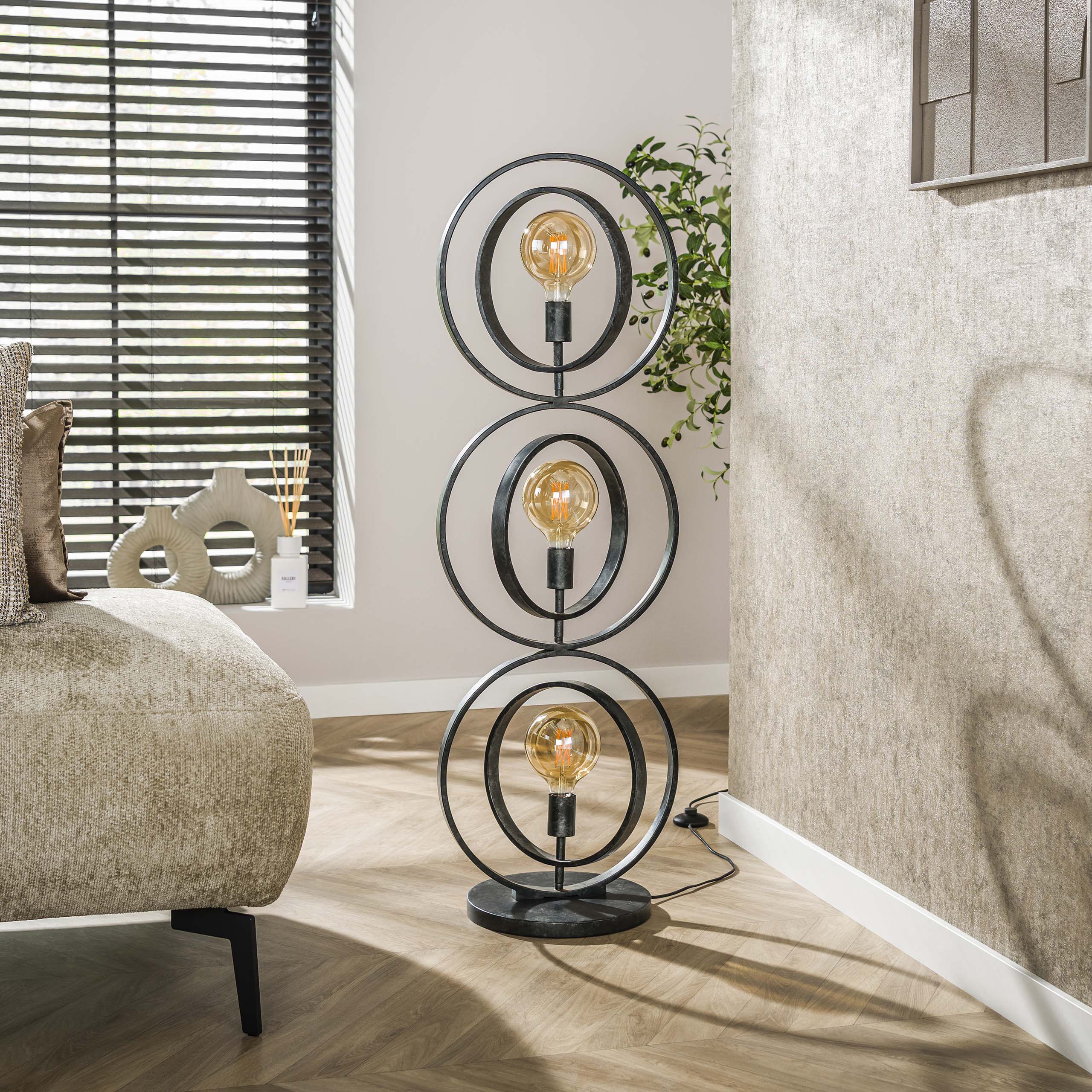 Golvlampa 3L Endless
