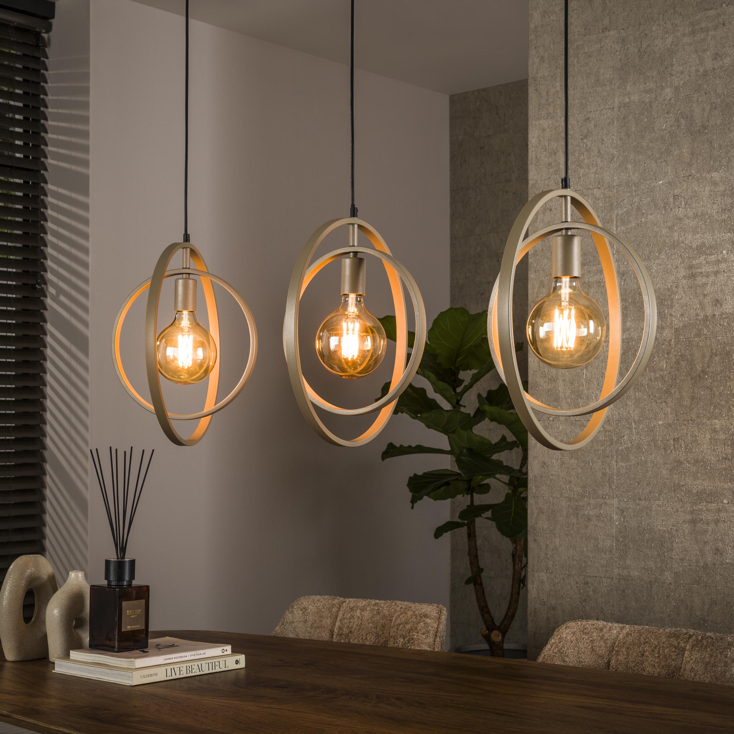 Hänglampa Turn Around 3-ljus - Beige