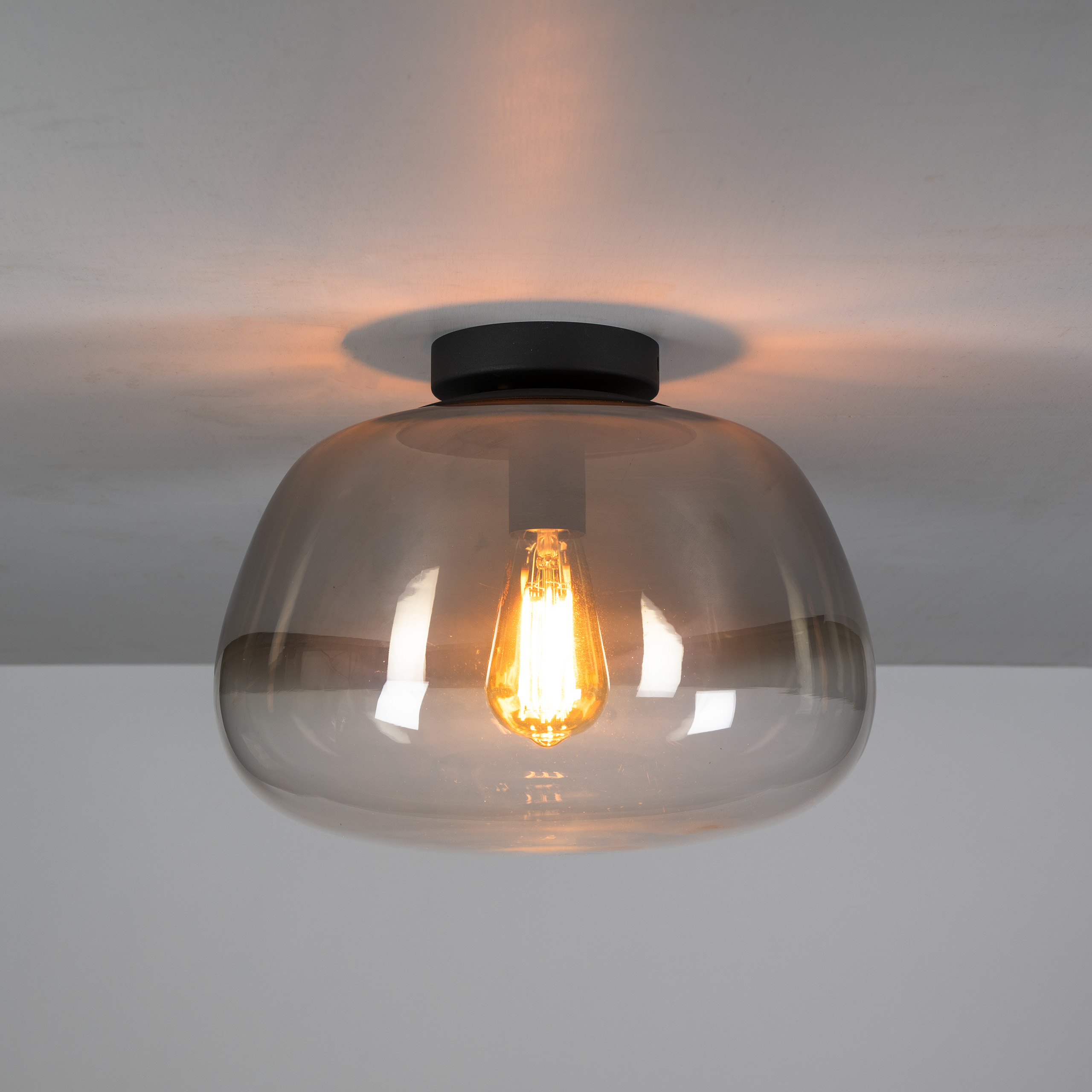 Taklampa Pulse Shaded 1-light - Rökgrått glas