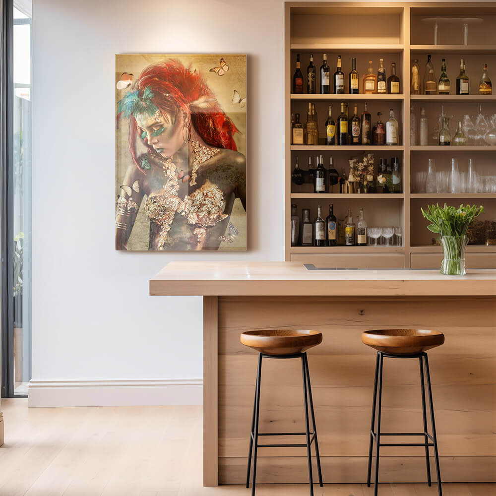 Woman and Butterflies – Glas