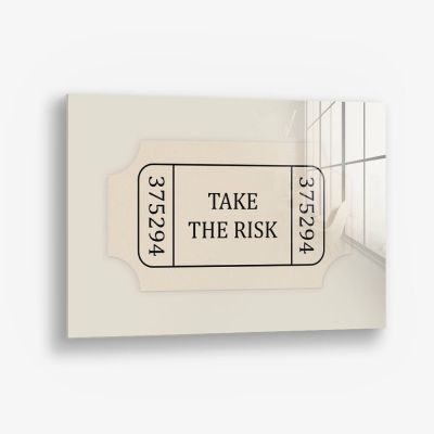 Risky Ticket – Glas