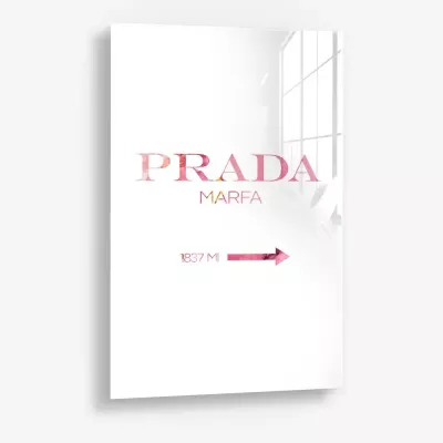 Rose Prada Marfa – Glas