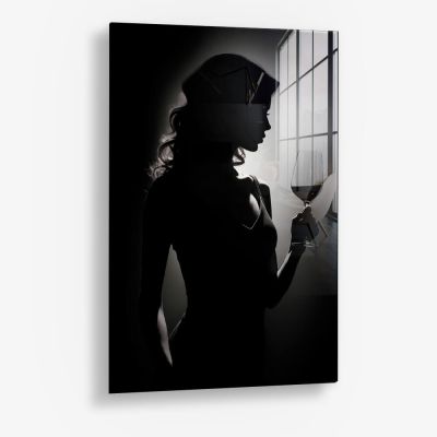 Woman Noir – Glas