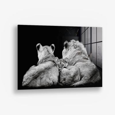 The Lion Family III – Glas